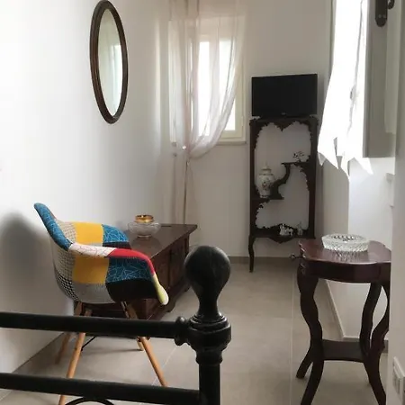 La Nina & La Nzina Daire *