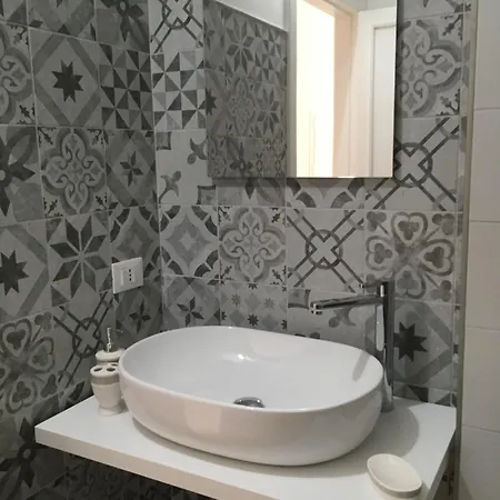 La Nina & La Nzina Daire